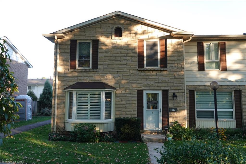 9-5475 Lakeshore Road, Burlington, ON - Outdoor