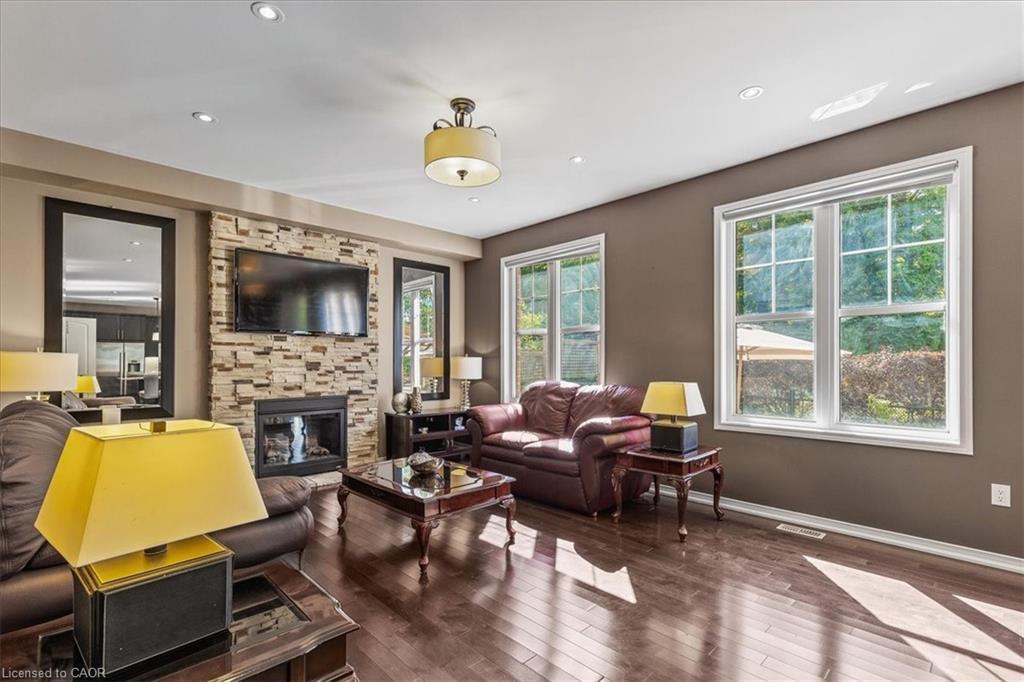 304 Falling Green Crescent, Kitchener, ON - Indoor Photo Showing Living Room With Fireplace