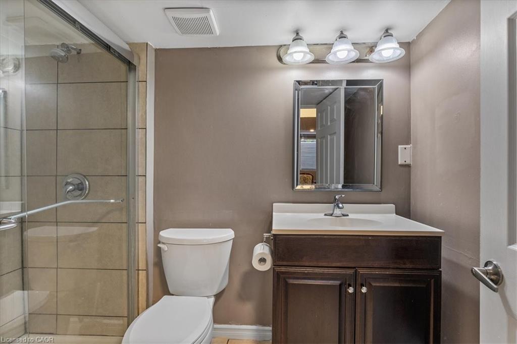 304 Falling Green Crescent, Kitchener, ON - Indoor Photo Showing Bathroom