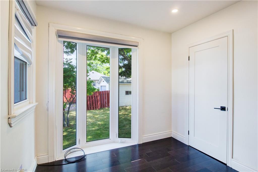 109 Terrace Drive, Hamilton, ON - Indoor Photo Showing Other Room