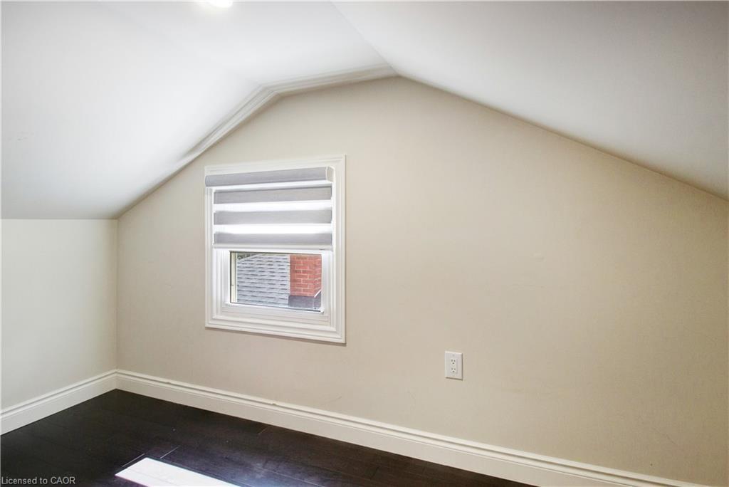 109 Terrace Drive, Hamilton, ON - Indoor Photo Showing Other Room