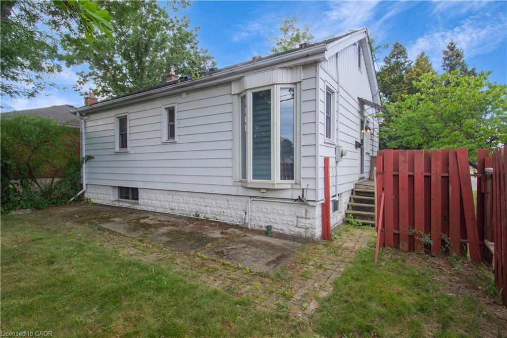 109 Terrace Drive, Hamilton, ON - Outdoor