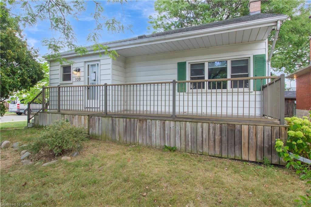 109 Terrace Drive, Hamilton, ON - Outdoor