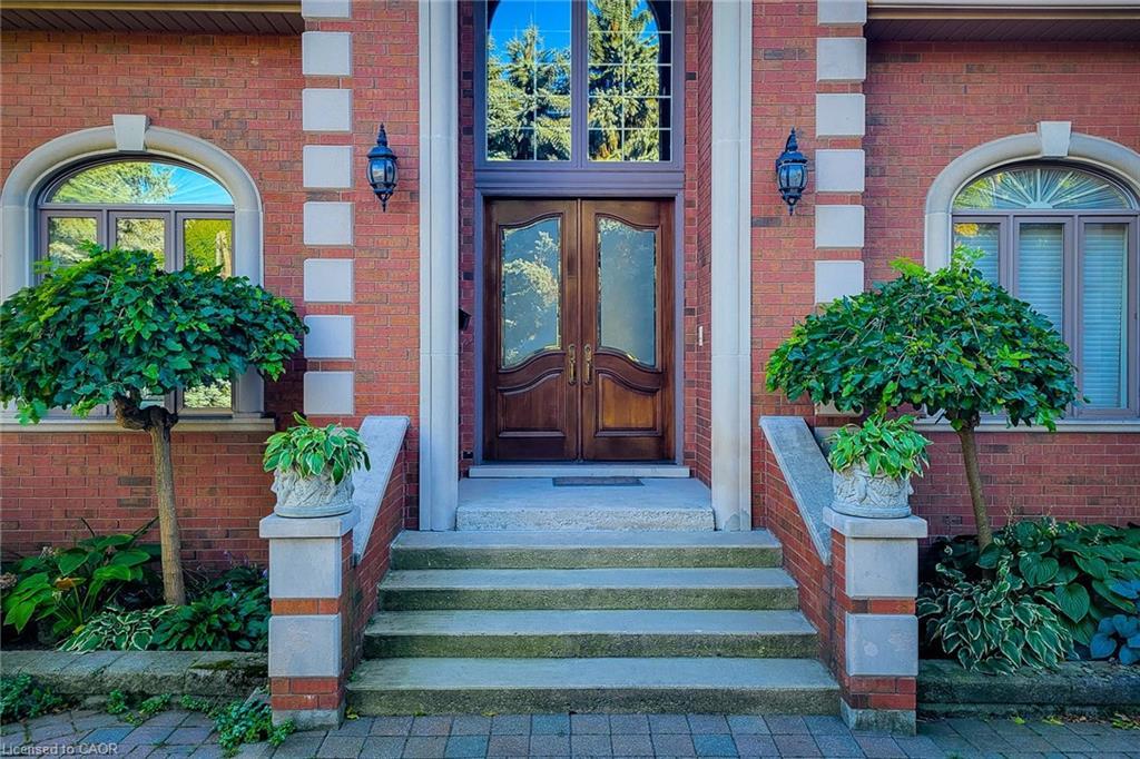 499 Scenic Drive, Hamilton, ON - Outdoor