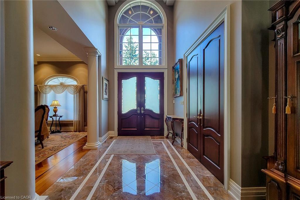 499 Scenic Drive, Hamilton, ON - Indoor Photo Showing Other Room