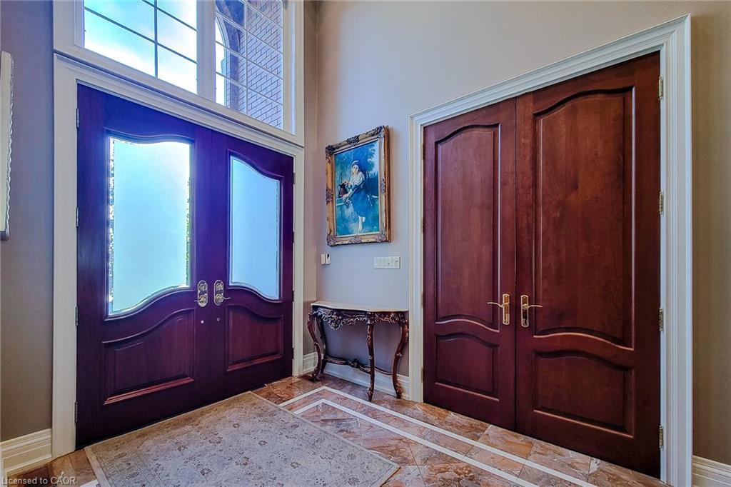 499 Scenic Drive, Hamilton, ON - Indoor Photo Showing Other Room