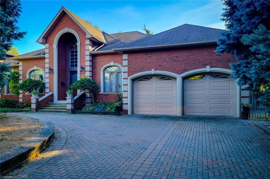 499 Scenic Drive, Hamilton, ON - Outdoor With Facade