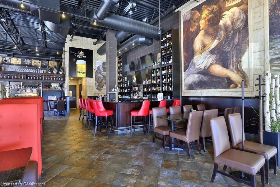 668 Erb Street W, Waterloo, ON