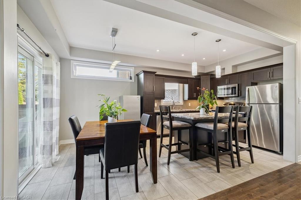 6991 Optimist Lane, Niagara Falls, ON - Indoor Photo Showing Dining Room