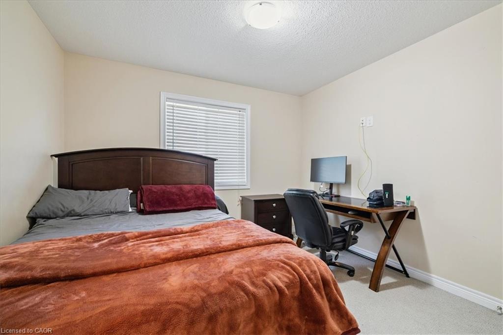 6991 Optimist Lane, Niagara Falls, ON - Indoor Photo Showing Bedroom