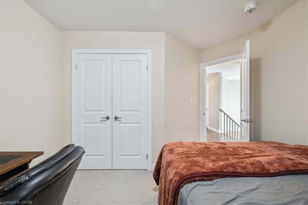 6991 Optimist Lane, Niagara Falls, ON - Indoor Photo Showing Bedroom