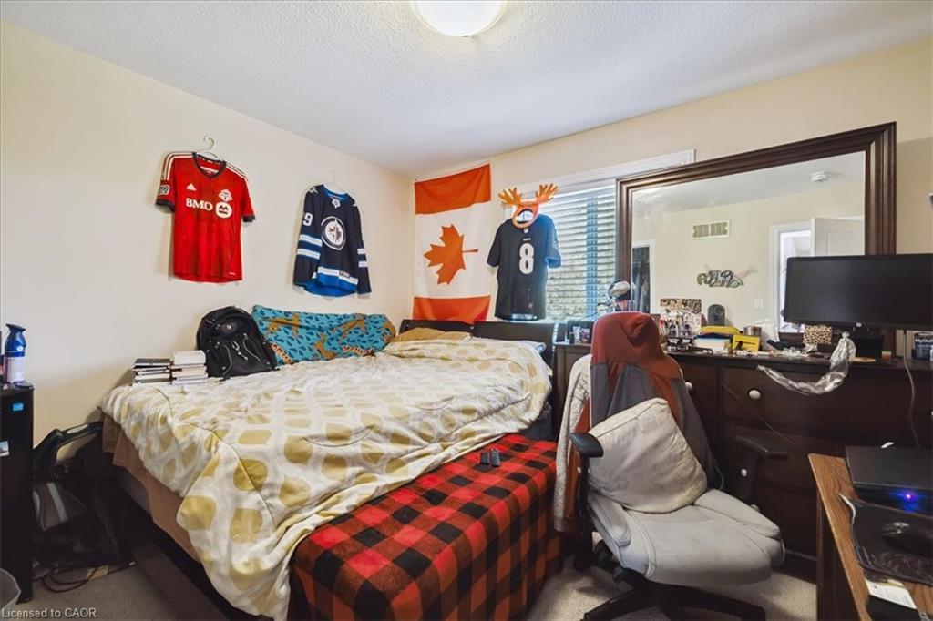 6991 Optimist Lane, Niagara Falls, ON - Indoor Photo Showing Bedroom