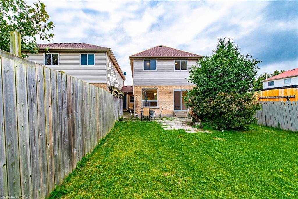 Room 3-119 Summers Drive, Thorold, ON - Outdoor With Exterior