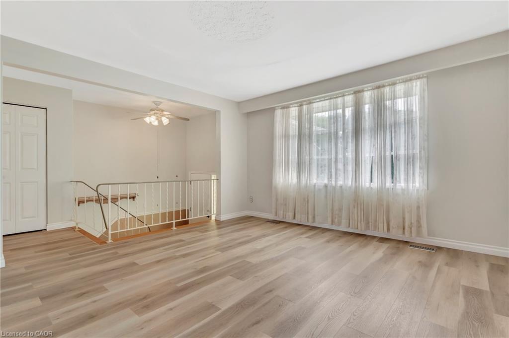 528 Havelock Drive, Waterloo, ON - Indoor Photo Showing Other Room