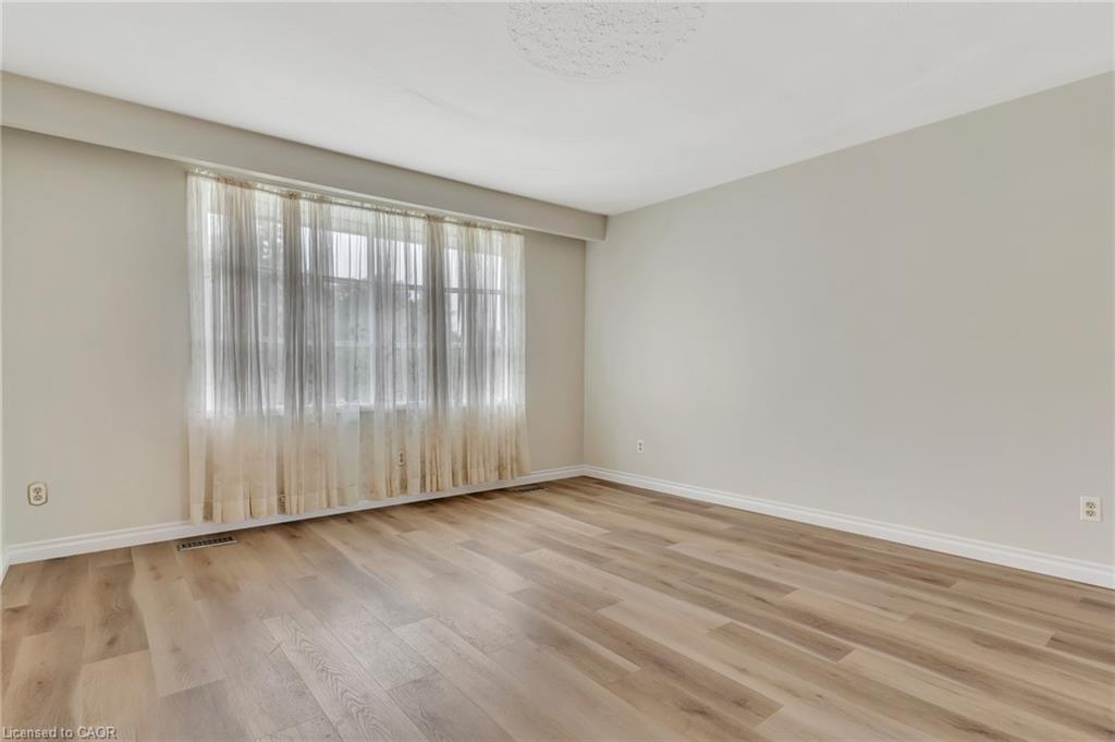 528 Havelock Drive, Waterloo, ON - Indoor Photo Showing Other Room