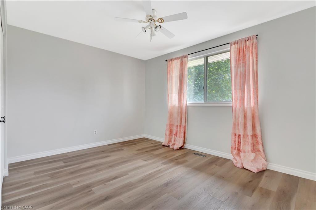 528 Havelock Drive, Waterloo, ON - Indoor Photo Showing Other Room