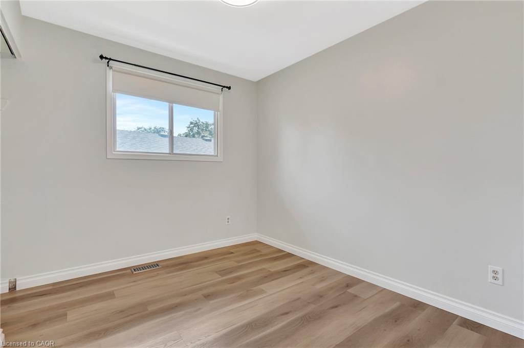 528 Havelock Drive, Waterloo, ON - Indoor Photo Showing Other Room