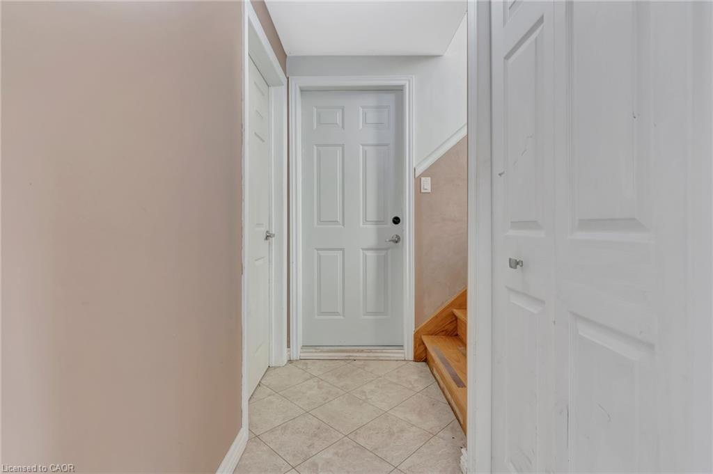 528 Havelock Drive, Waterloo, ON - Indoor Photo Showing Other Room