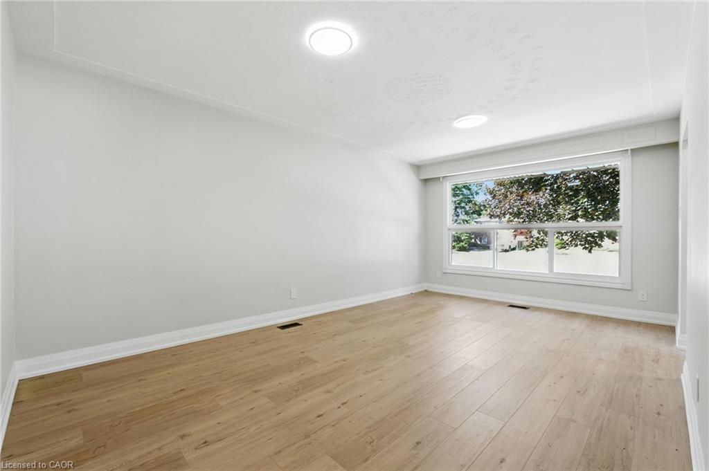 929 Upper Ottawa Street, Hamilton, ON - Indoor