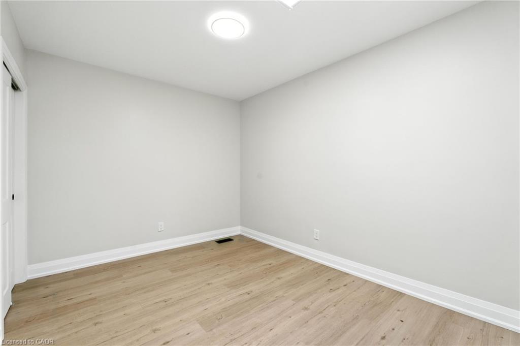 929 Upper Ottawa Street, Hamilton, ON - Indoor Photo Showing Other Room