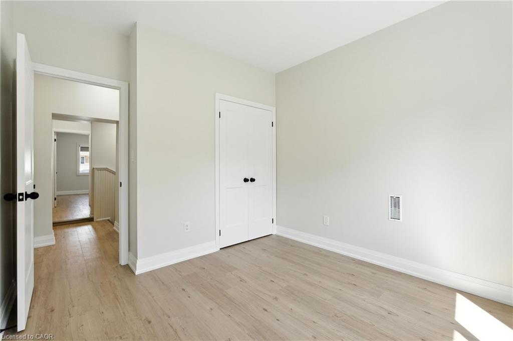 929 Upper Ottawa Street, Hamilton, ON - Indoor Photo Showing Other Room