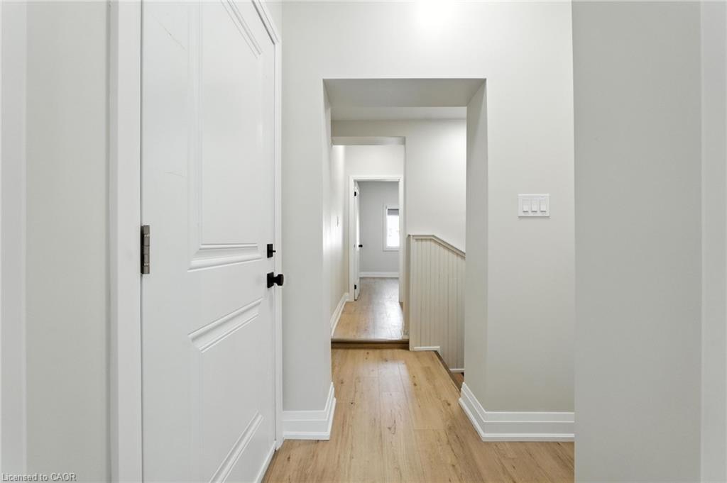 929 Upper Ottawa Street, Hamilton, ON - Indoor Photo Showing Other Room