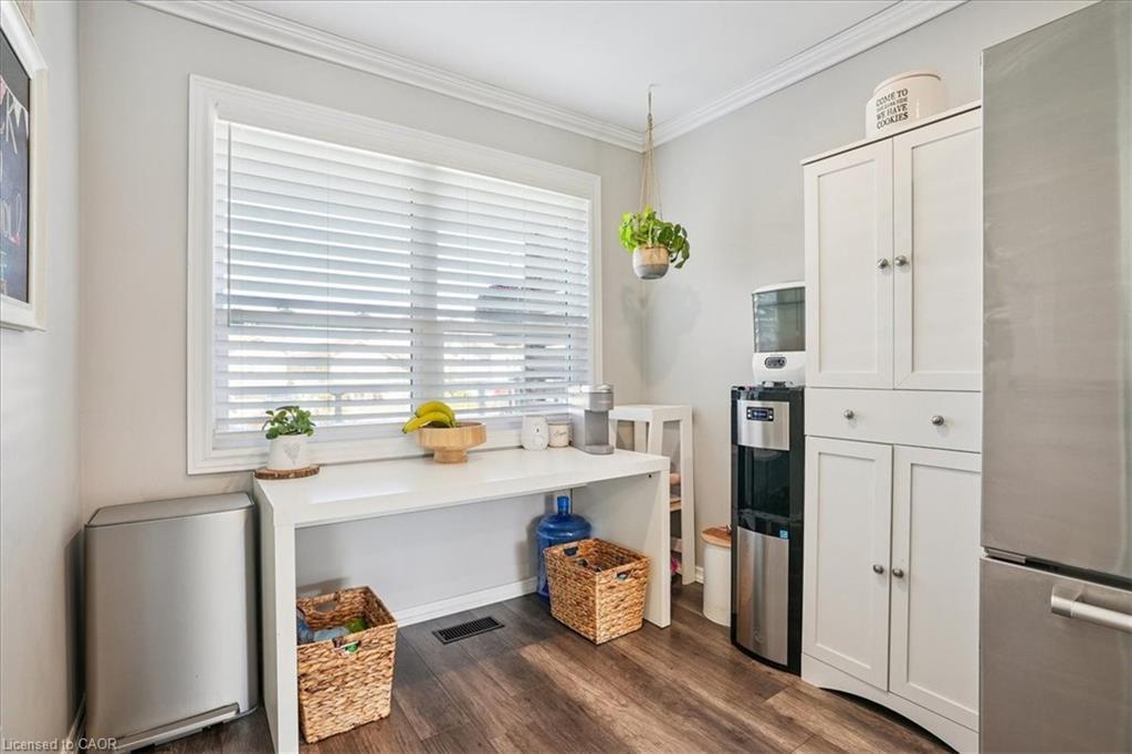 307 Highridge Avenue, Hamilton, ON - Indoor