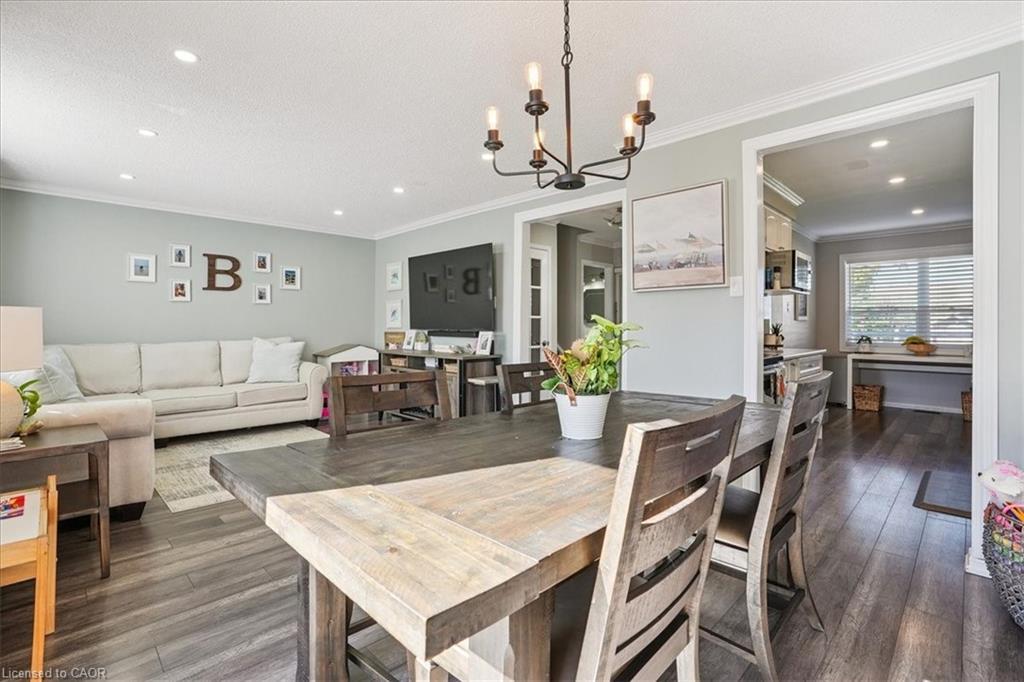 307 Highridge Avenue, Hamilton, ON - Indoor