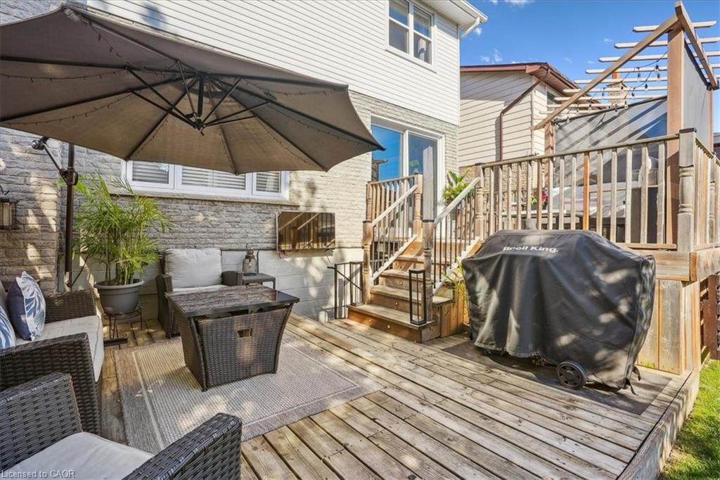 307 Highridge Avenue, Hamilton, ON - Outdoor With Deck Patio Veranda With Exterior