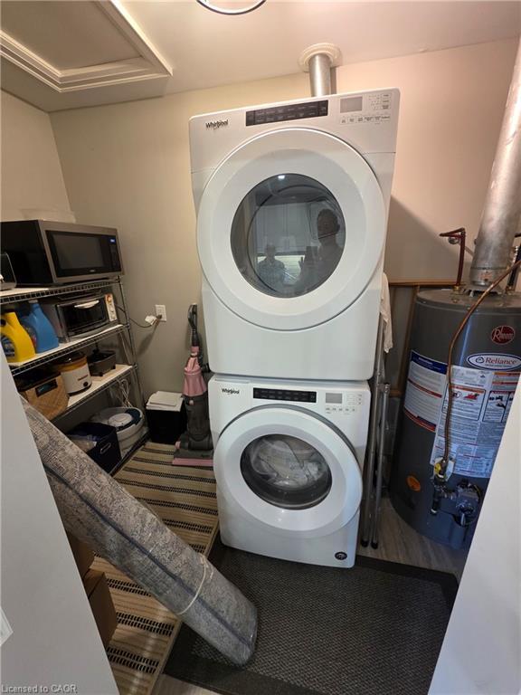 69 Gates Lane, Hamilton, ON - Indoor Photo Showing Laundry Room