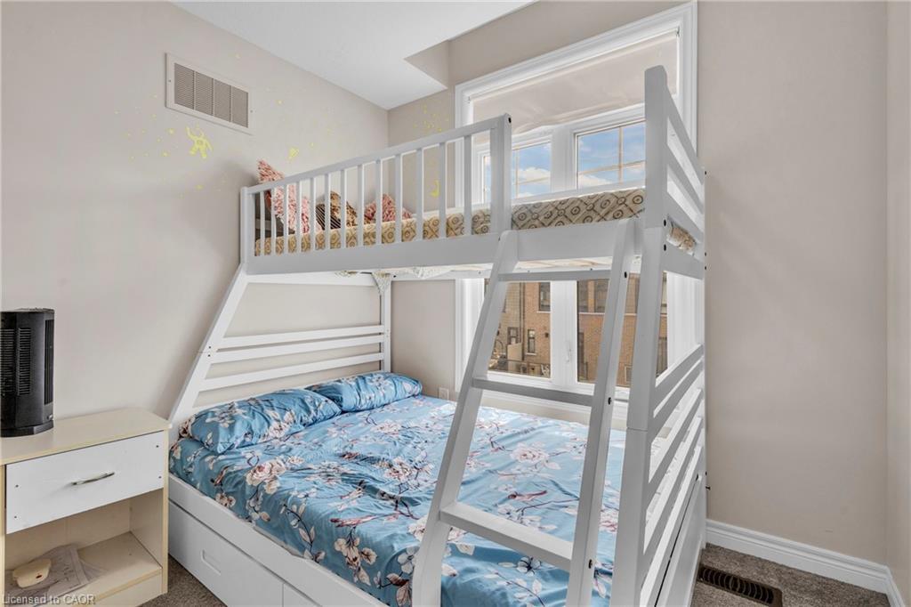 68 Esplanade Lane, Grimsby, ON - Indoor