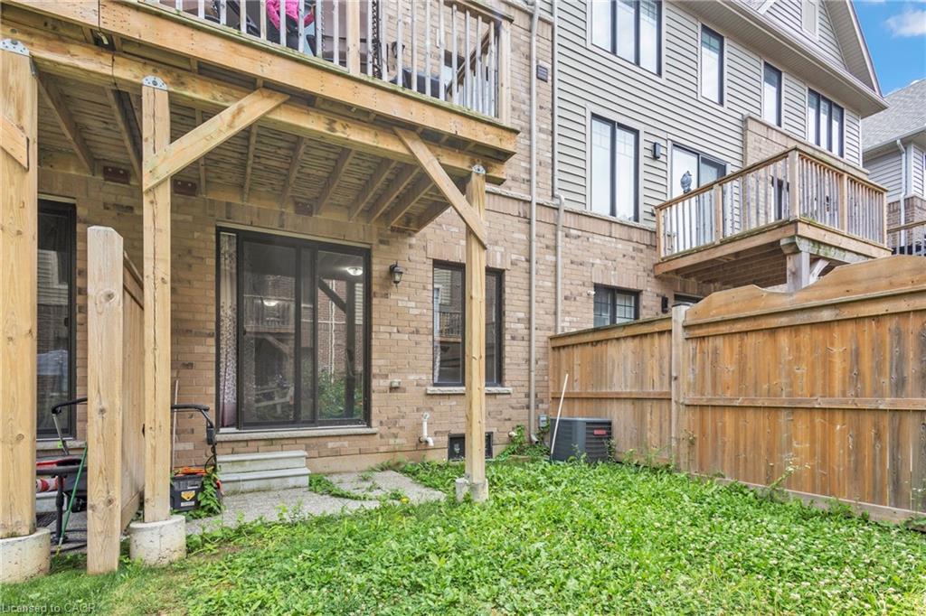 68 Esplanade Lane, Grimsby, ON - Outdoor