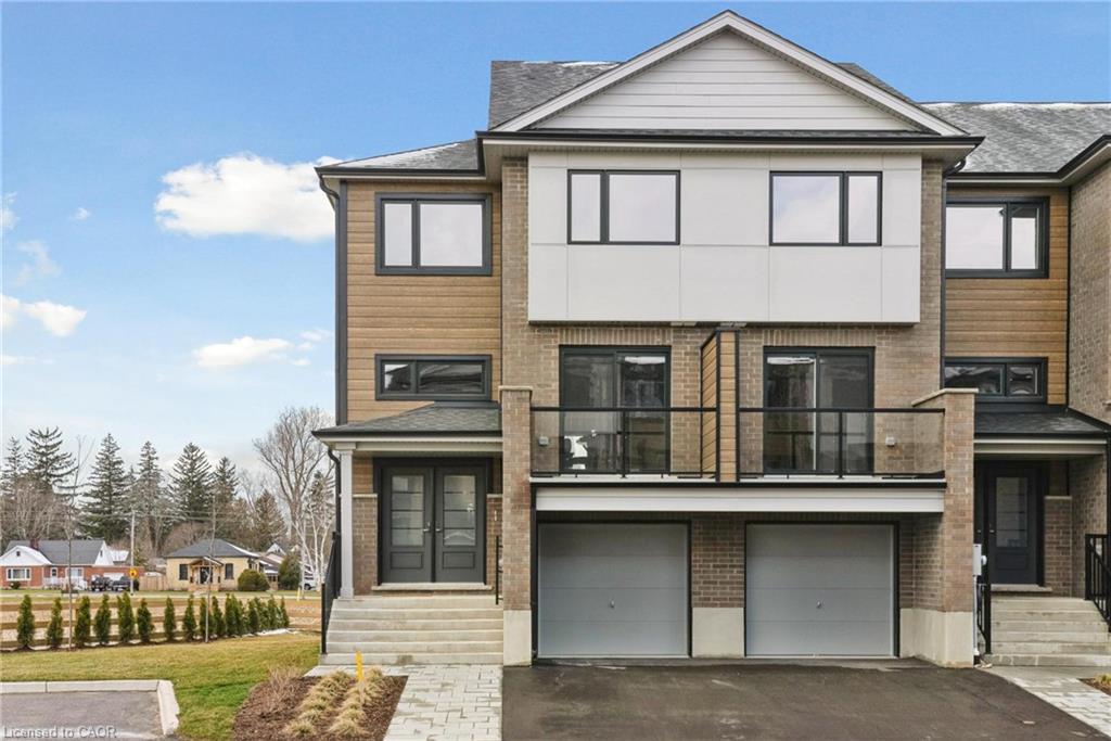 6-182 Bridge Crescent, Minto, ON - Outdoor With Balcony With Facade