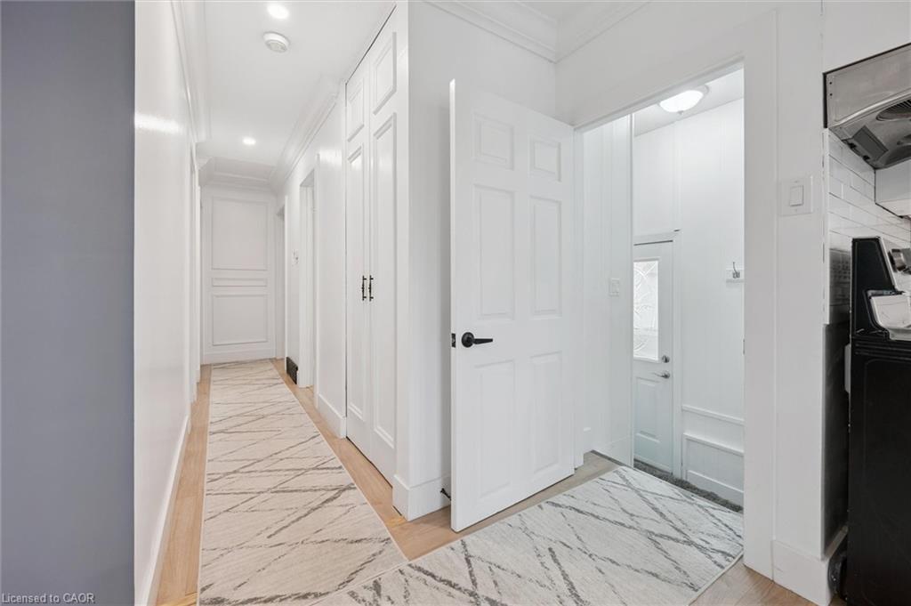 775 Regent Street, Cambridge, ON - Indoor Photo Showing Other Room