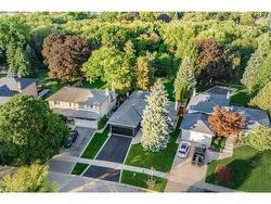 3495 Riverspray Crescent  Mississauga, ON L4Y 3M6