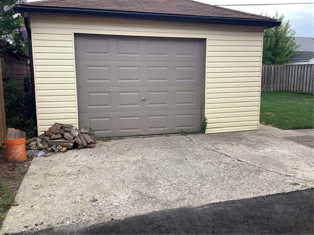 229 West 18Th Street, Hamilton, ON - Outdoor With Exterior