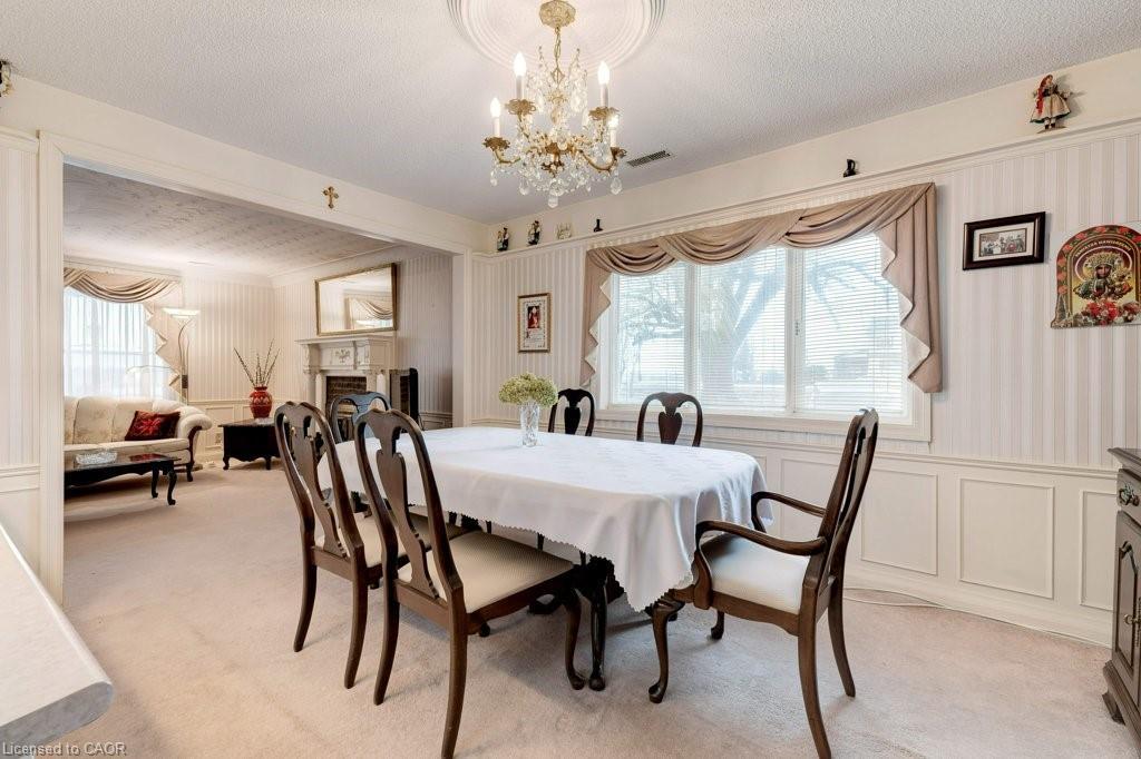 114 Second Road E, Hamilton, ON - Indoor Photo Showing Dining Room