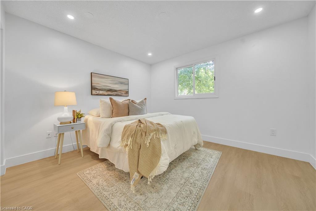 46 Bonaparte Lane, London, ON - Indoor Photo Showing Bedroom