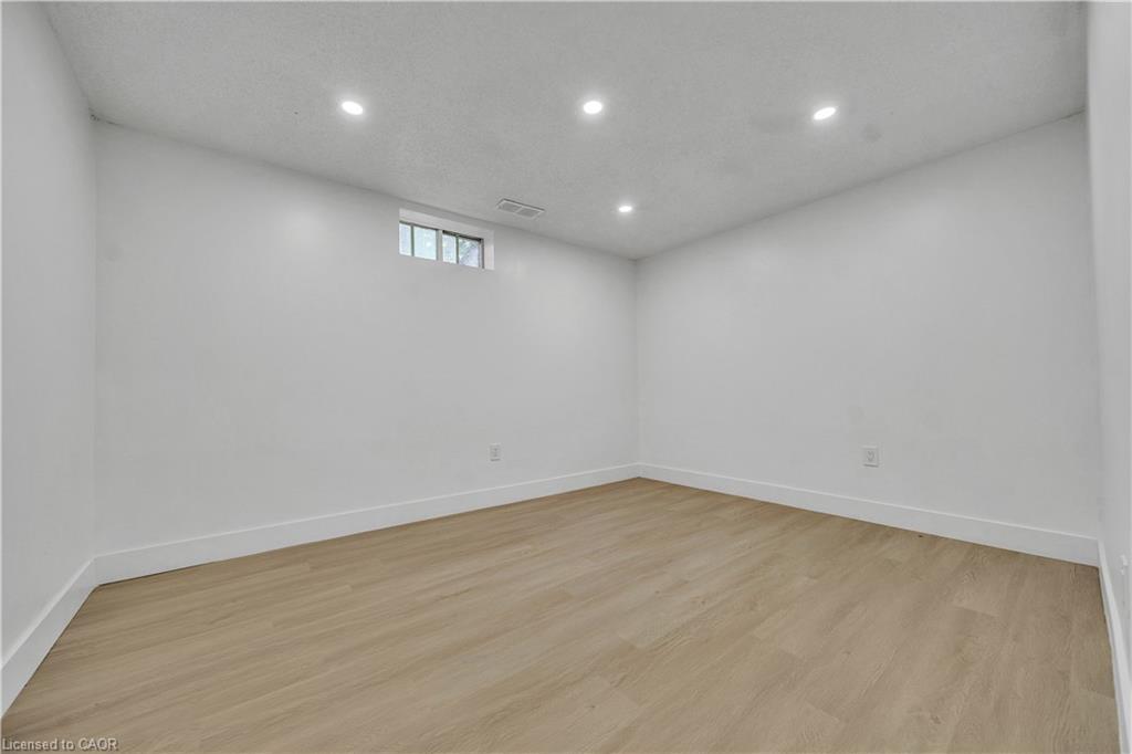 46 Bonaparte Lane, London, ON - Indoor Photo Showing Other Room