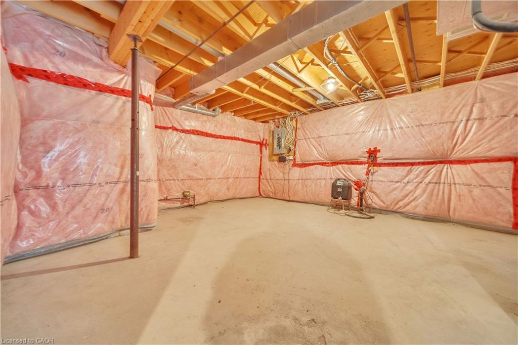 46 Bonaparte Lane, London, ON - Indoor Photo Showing Basement