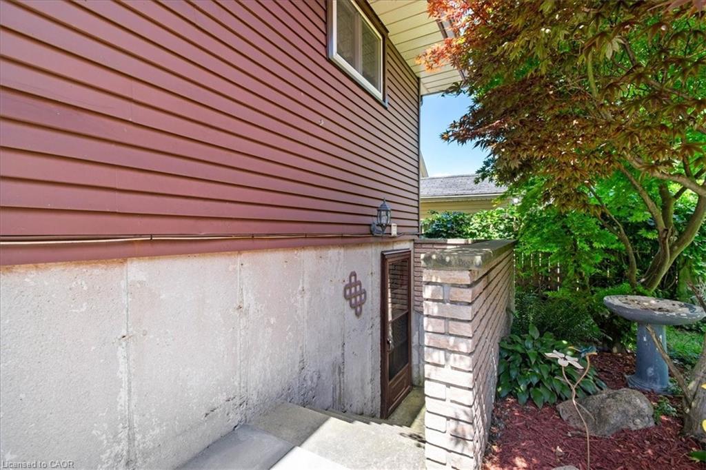 18 Dixon Drive, Port Dover, ON - Outdoor