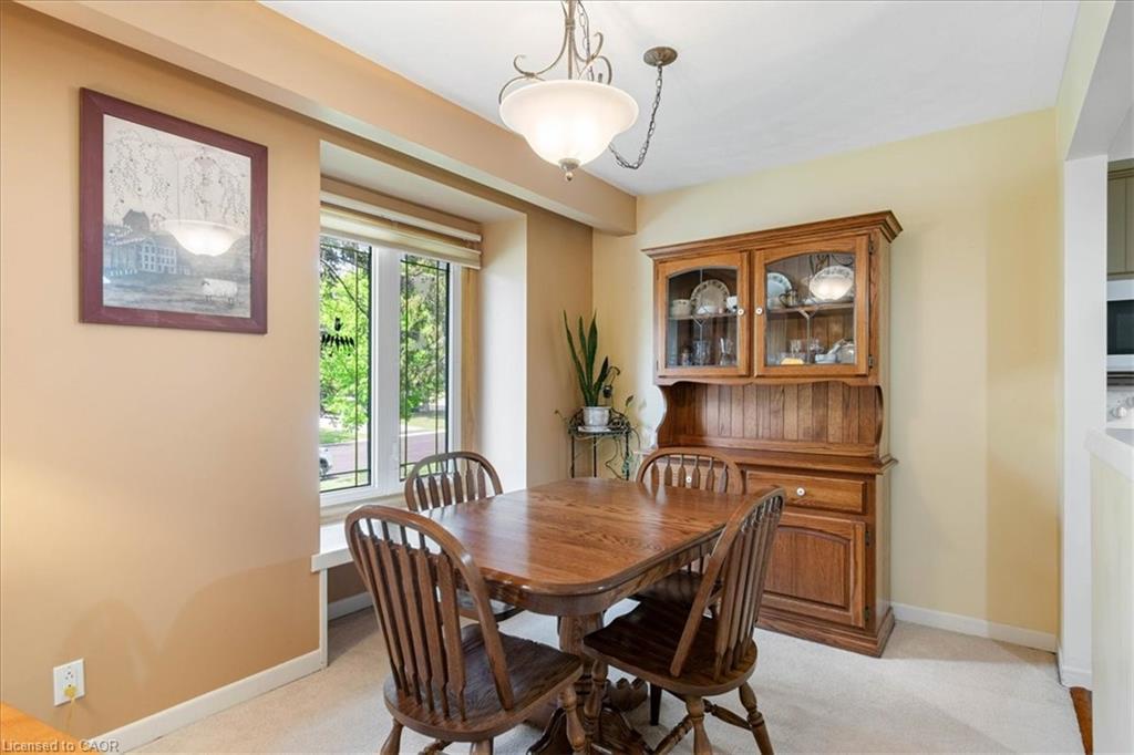 18 Dixon Drive, Port Dover, ON - Indoor Photo Showing Dining Room