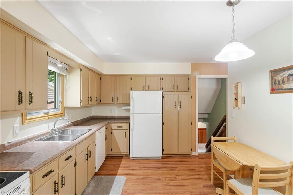 18 Dixon Drive, Port Dover, ON - Indoor Photo Showing Kitchen With Double Sink