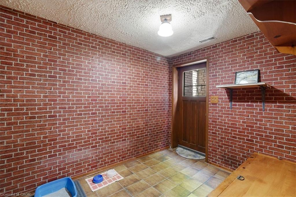 18 Dixon Drive, Port Dover, ON - Indoor Photo Showing Other Room