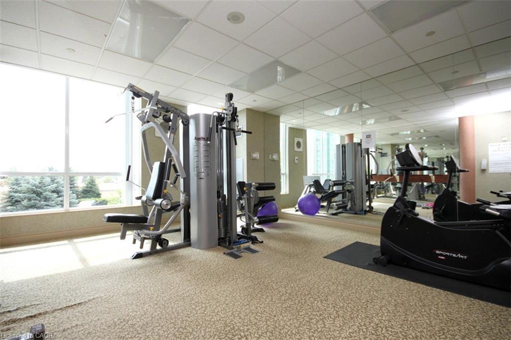 306-2545 Erin Centre Boulevard, Mississauga, ON - Indoor Photo Showing Gym Room