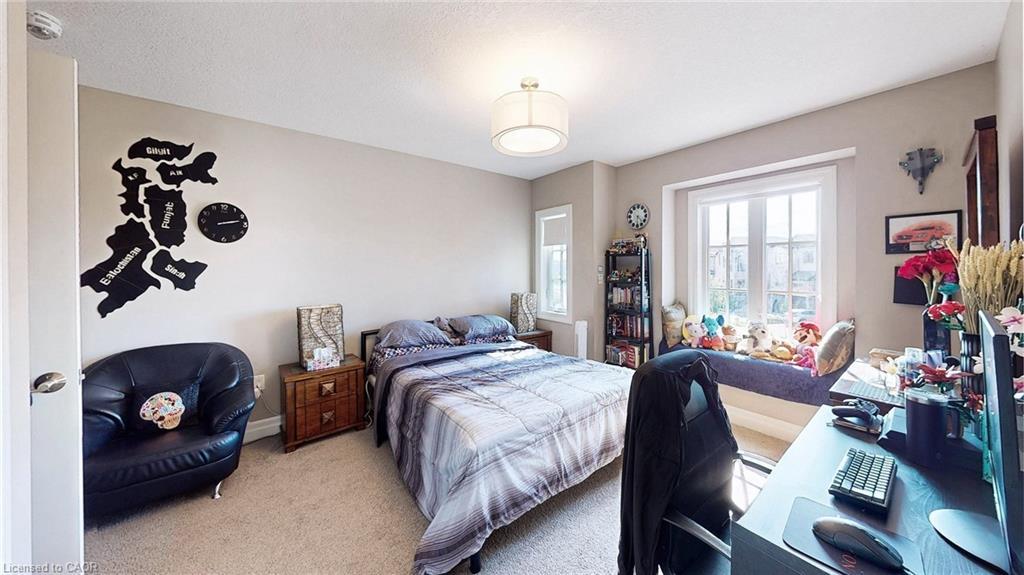 537 Millstream Drive, Waterloo, ON - Indoor Photo Showing Bedroom
