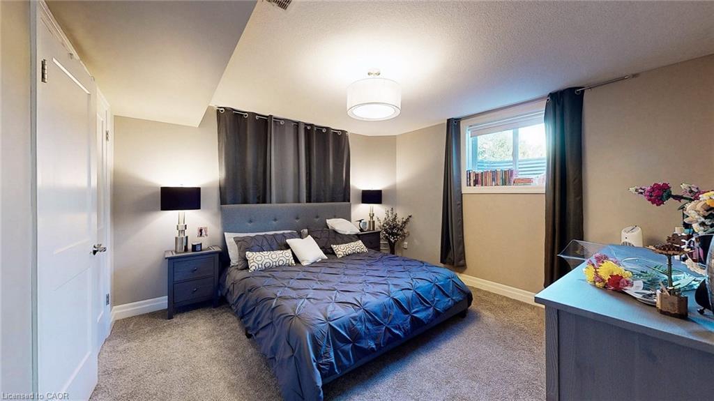 537 Millstream Drive, Waterloo, ON - Indoor Photo Showing Bedroom