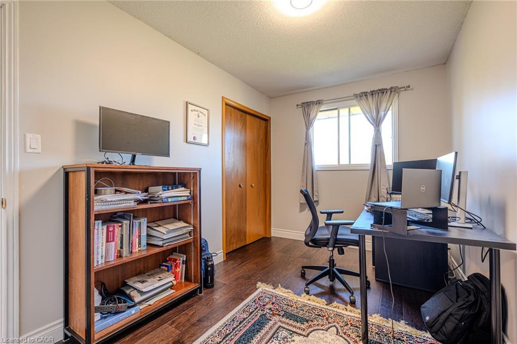 Upper-14 Windstar Place, Hamilton, ON - Indoor Photo Showing Office