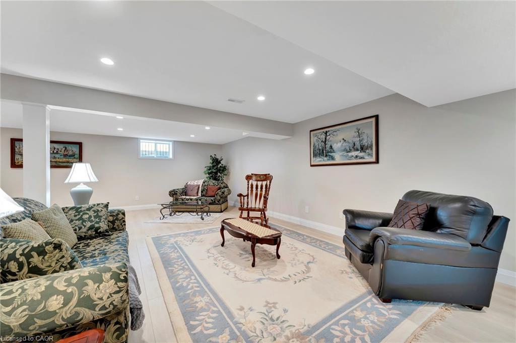 107 Forbes Crescent, Listowel, ON - Indoor