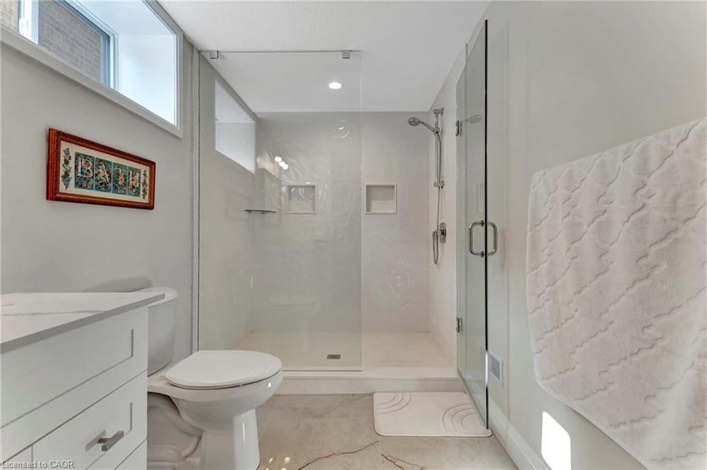 107 Forbes Crescent, Listowel, ON - Indoor Photo Showing Bathroom